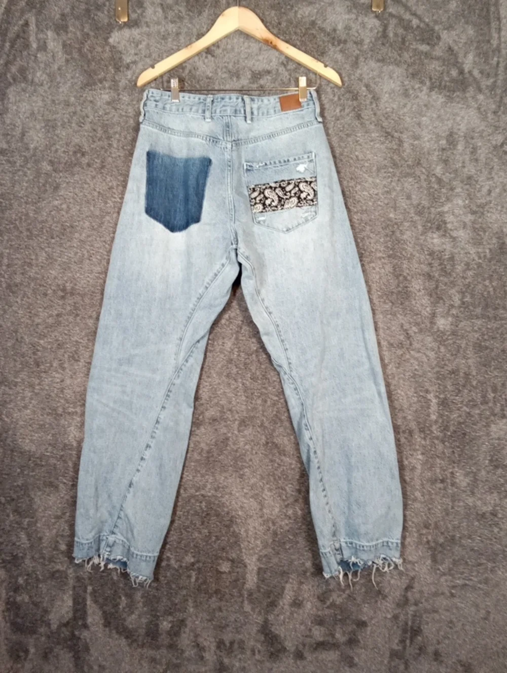 BDG Super Distressed Baggy Barrel Button Closure Streetwear Skater Grunge Jean